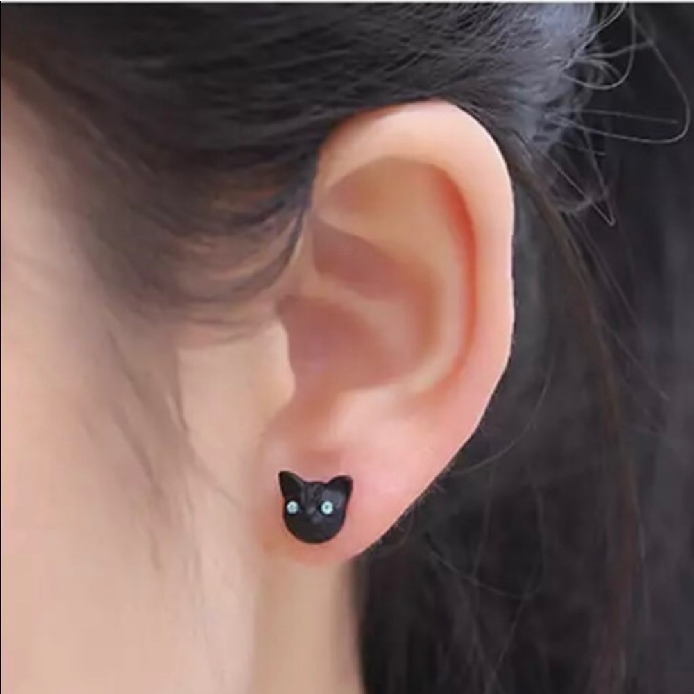 🎁{$firm} Silver Kitty Stud Earrings🎄 - Picture 5 of 5